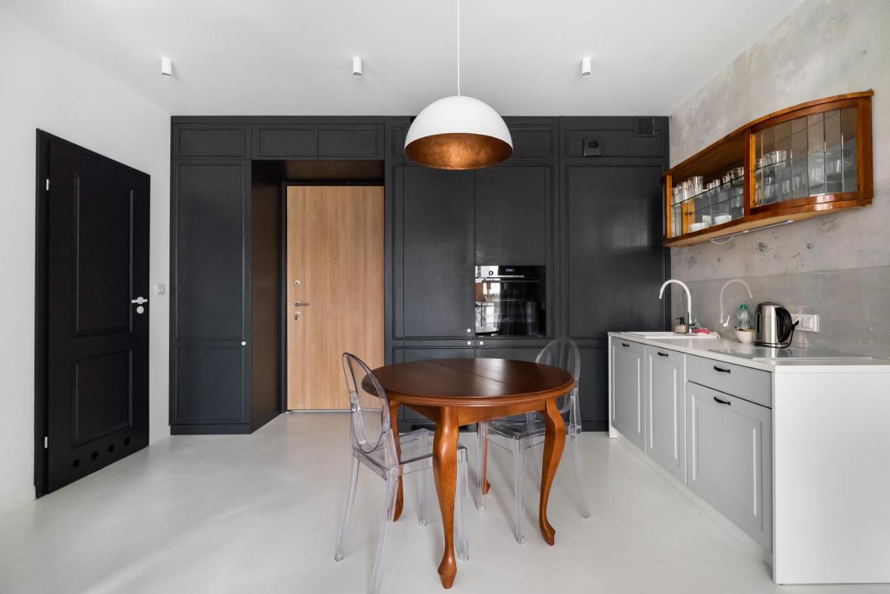 Wola Artistic Designer Apartment Warsaw Ngoại thất bức ảnh