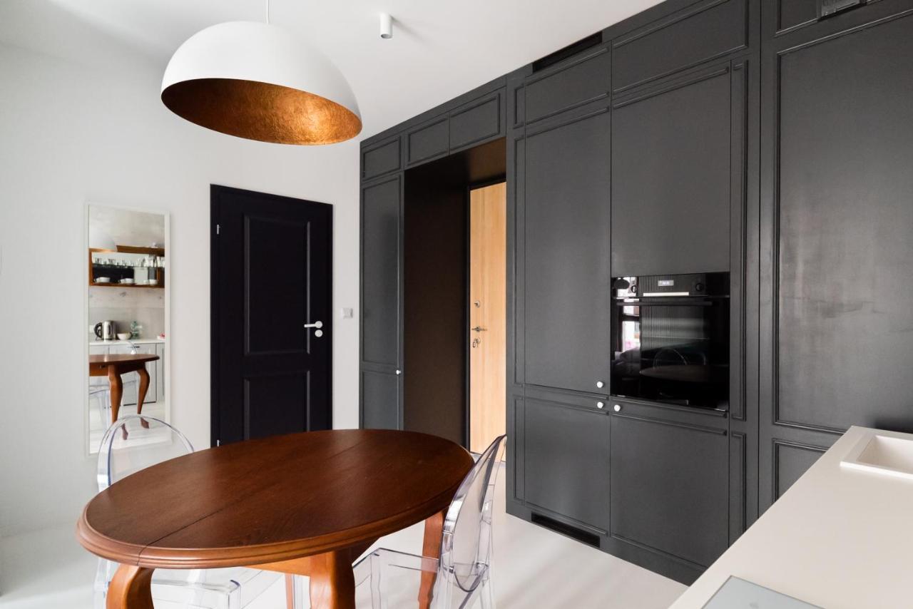 Wola Artistic Designer Apartment Warsaw Ngoại thất bức ảnh